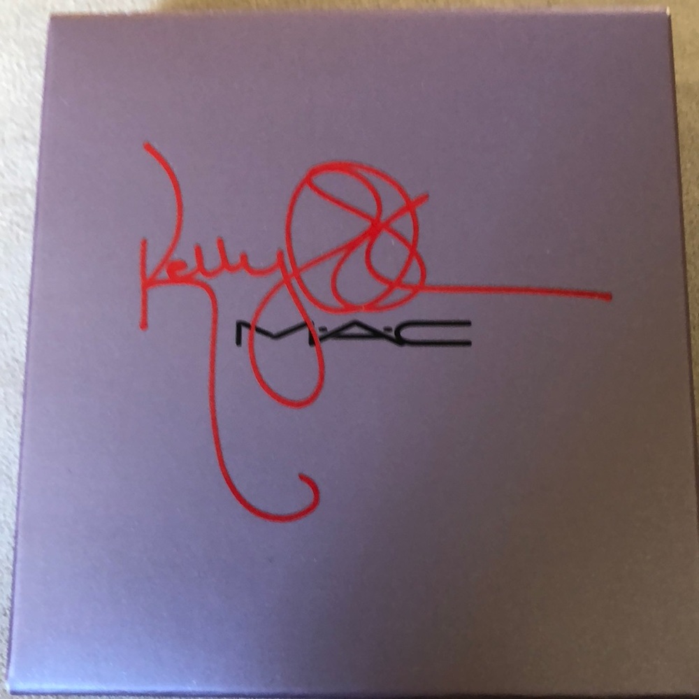MAC x Kelly Osbourne Bloody Brilliant Quad